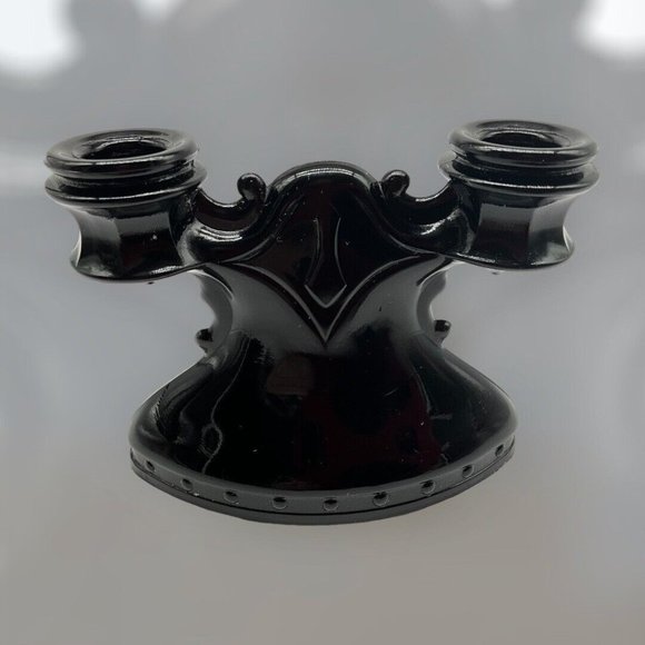 L.E. Smith Vtg Mt. Pleasant Black Amethyst Depression Glass Double Candle Holder - Picture 4 of 15